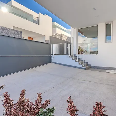 Estandar 4 - Casangular By Upper * 아데제