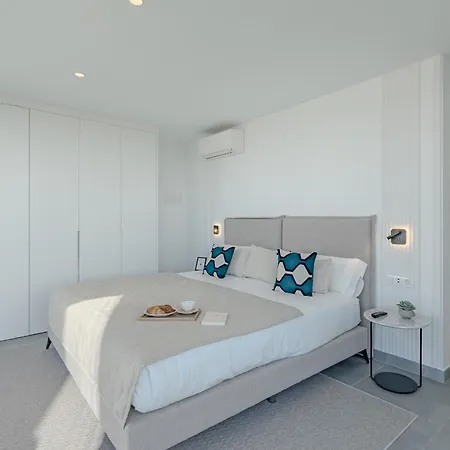 Estandar 4 - Casangular By Upper 빌라 아데제