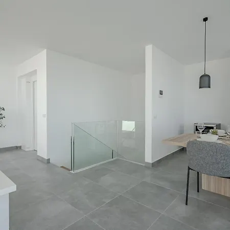 Willa Estandar 4 - Casangular By Upper *